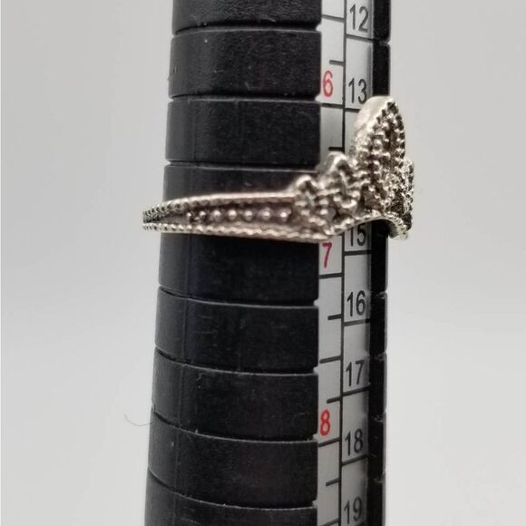 Crown queen ring size 6.5 R137 - Picture 3 of 3